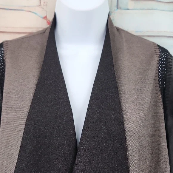 Stella & Jamie from Berdorf Goodman w/ leather sleeves, short cardigan sweater - Picture 3 of 8